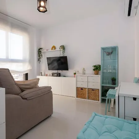 Apartment Becalp, Estudio En El Centro, By Bookindenia Denia