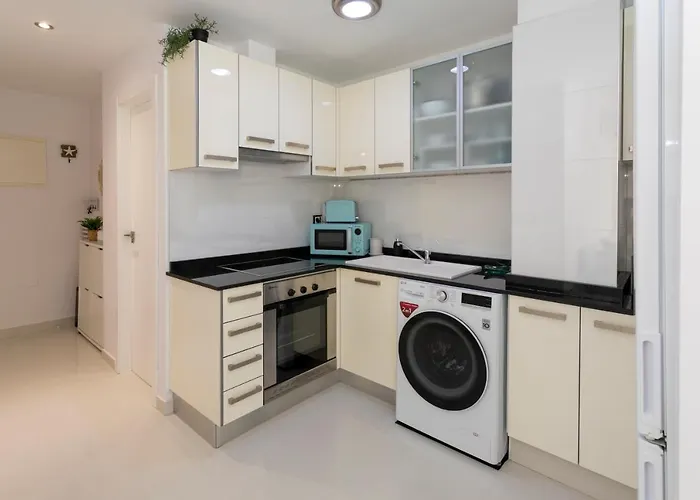 Becalp, Estudio En El Centro, By Bookindenia Apartment