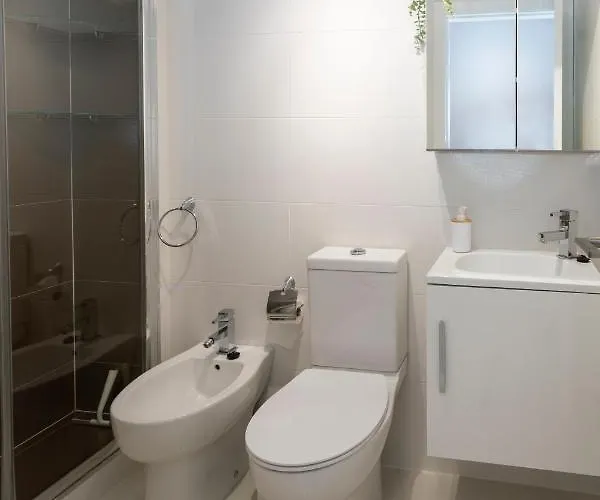 Apartment Becalp, Estudio En El Centro, By Bookindenia *