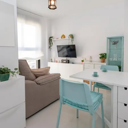 Becalp, Estudio En El Centro, By Bookindenia Denia